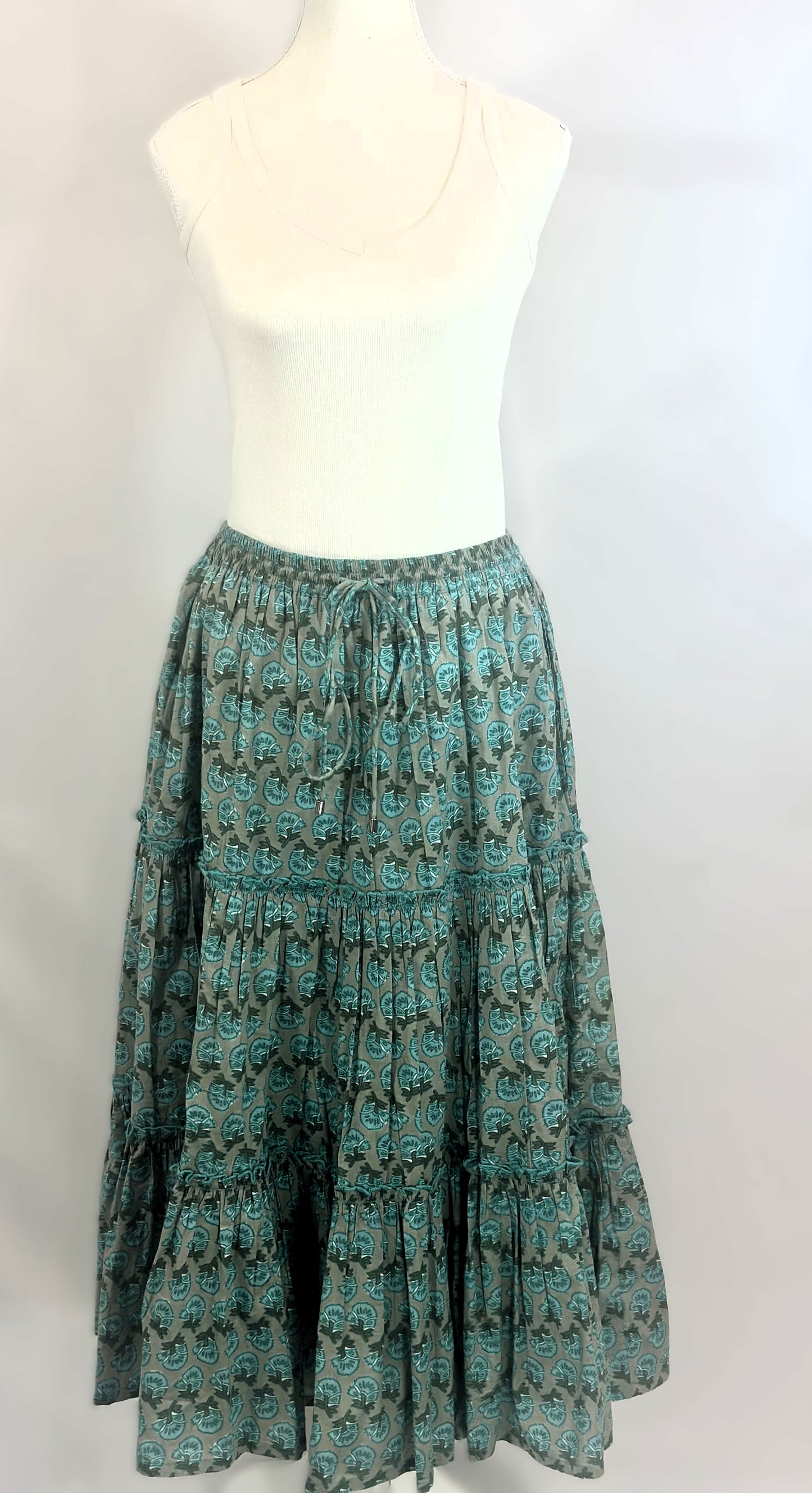 TIERED SKIRT WITH ELASTICATED WAIST BAND WITH DRAWSTRINGS WITH LINING (SEA GREEN)