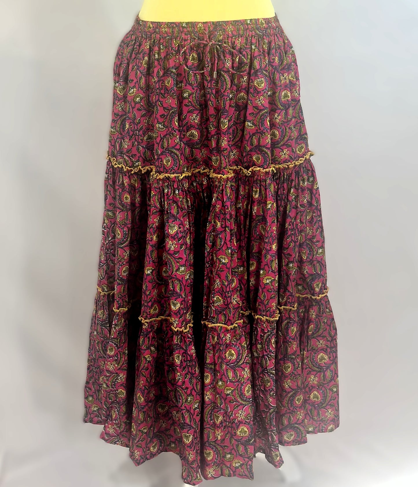 TIERED SKIRT WITH ELASTICATED WAIST BAND WITH DRAWSTRINGS WITH LINING (DARK PINK / YELLOW)